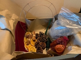 DIY Christmas Wreath Making Kit